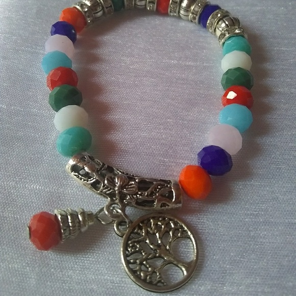 Tree Bracelet - Picture 4 of 4